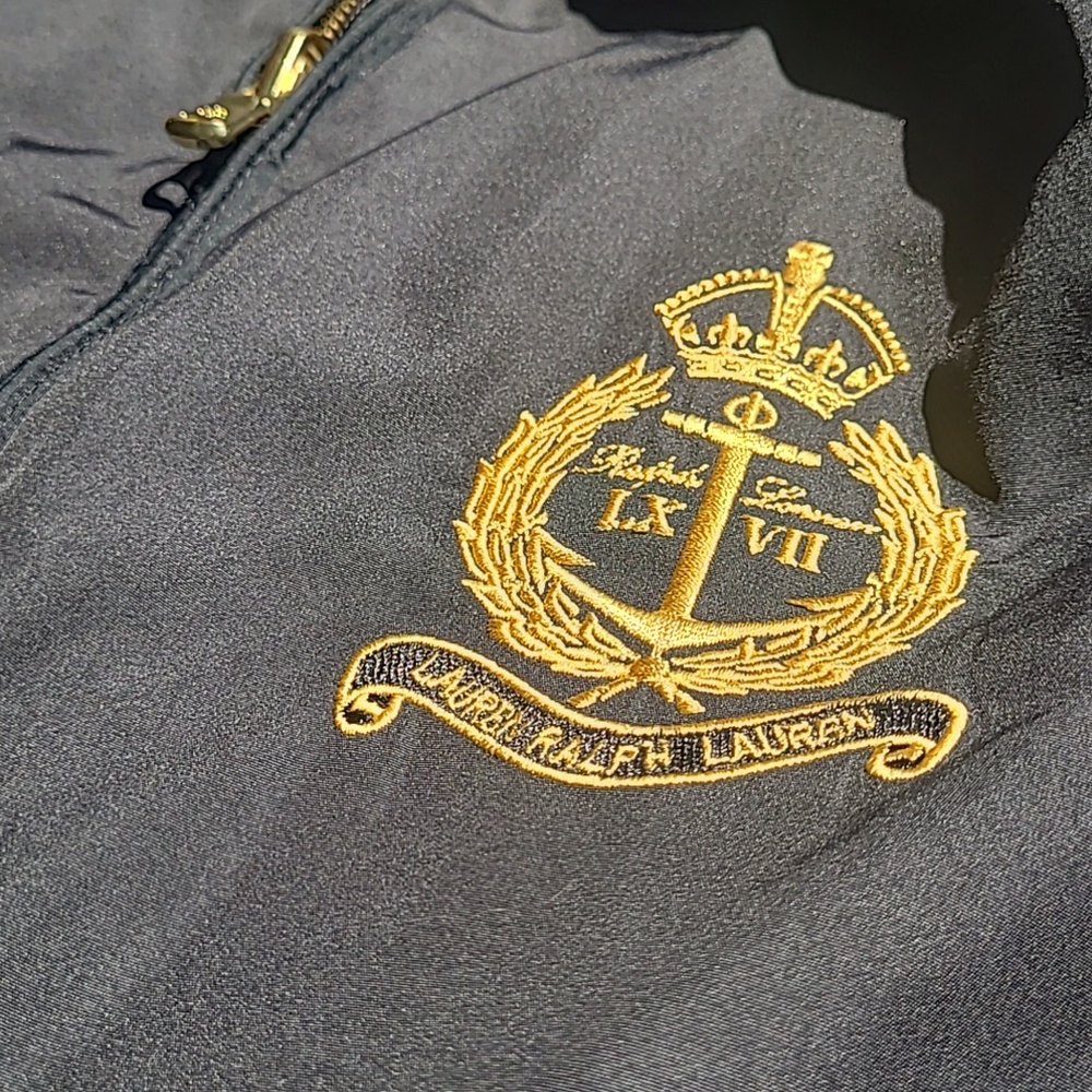 Lauren Ralph Lauren Reversible Vest with Gold Embroidered Crest - Picture 9 of 10